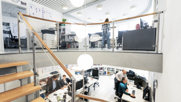 zwei Stockwerke des Ingenieurbüros Wiegel auf einen Blick